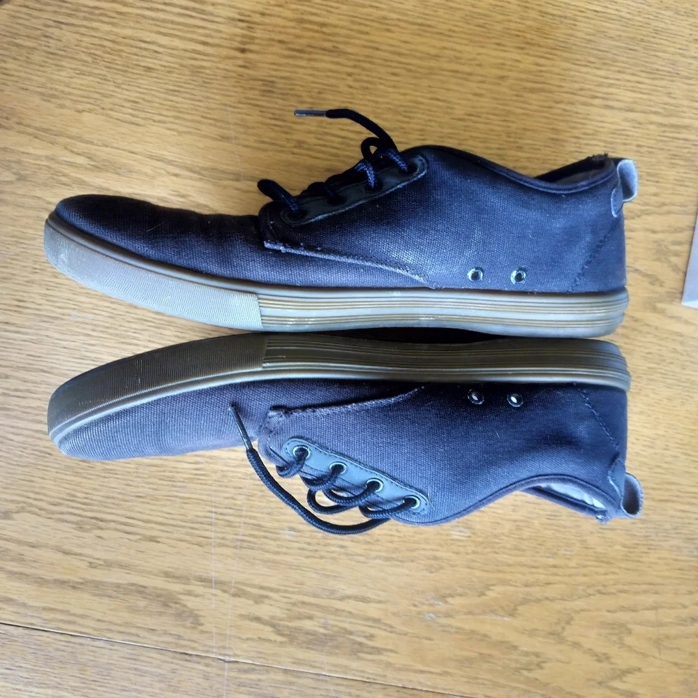 Chrome Industries Men's Ishak Loafers Black 10.5